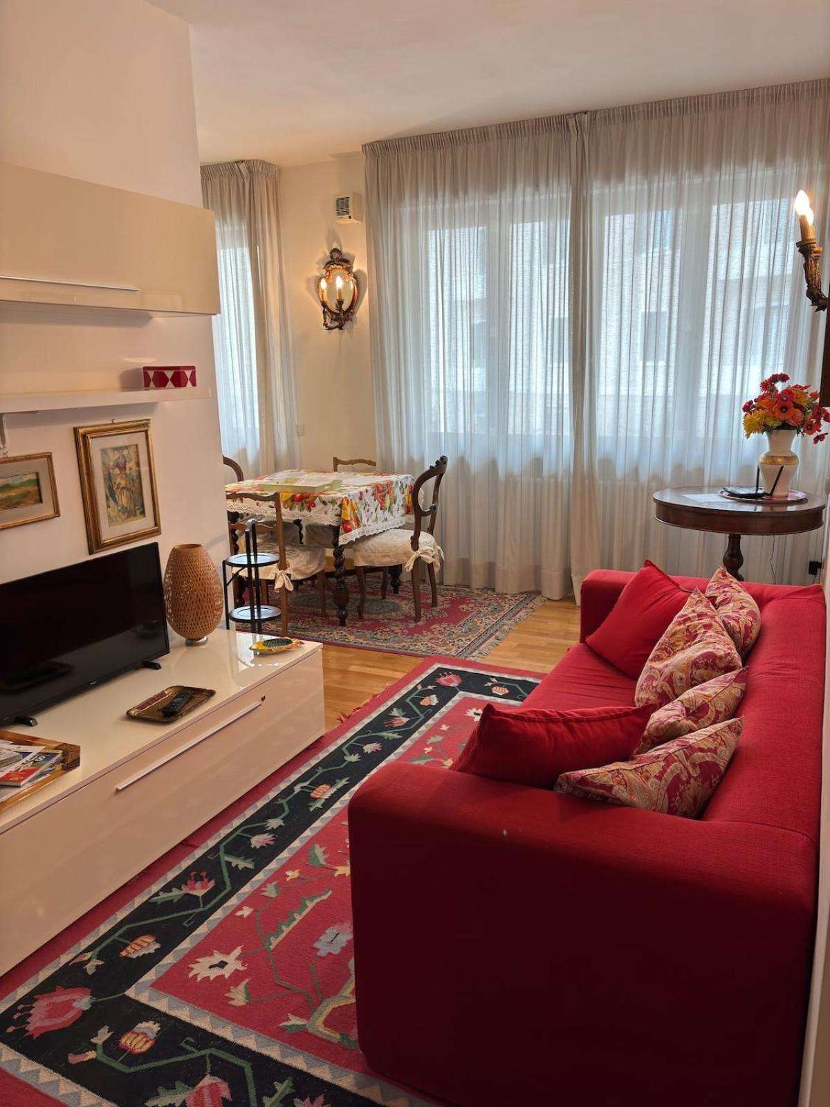 Appartement Beautiful New Apartment, Near Torre Di